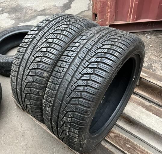 Hankook Winter I'Cept Evo2 W320 215/45 R16