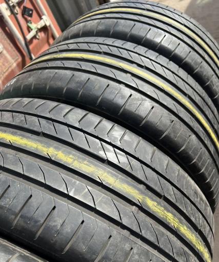 Continental ContiSportContact 5 SSR 235/45 R19