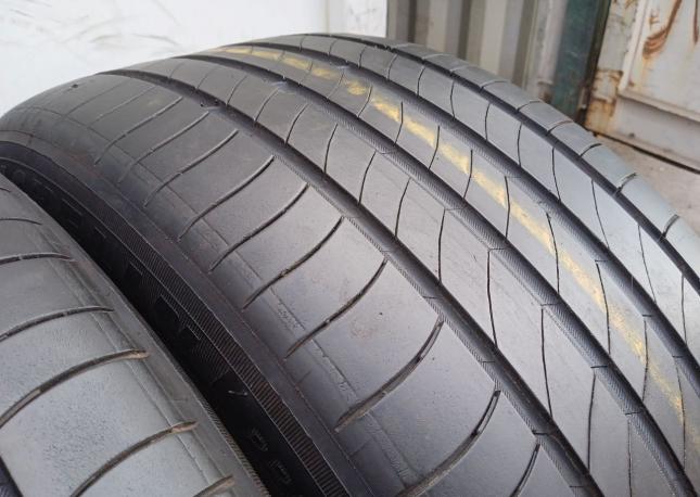 Michelin Primacy 4 235/50 R18