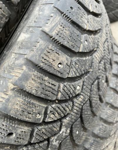 Bridgestone Blizzak Spike-01 235/65 R17