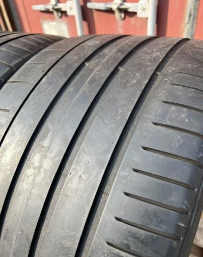 Pirelli P Zero PZ4 305/30 R21