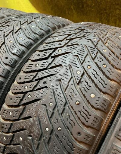 Nokian Tyres Hakkapeliitta 8 215/55 R17