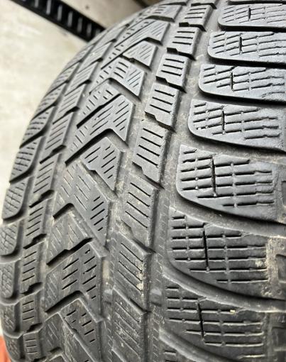 Pirelli Scorpion Winter 295/35 R21