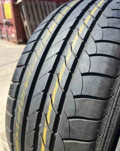 Goodyear EfficientGrip 235/55 R17