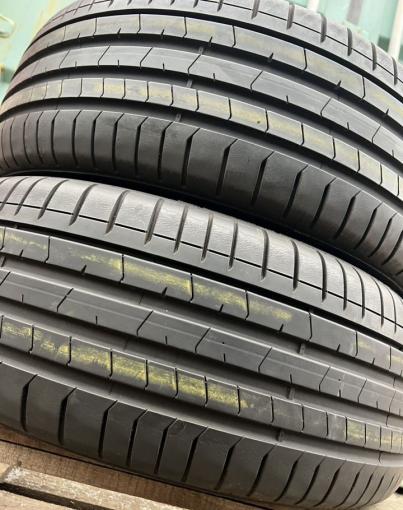 Pirelli P Zero PZ4 225/45 R19