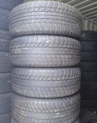 Bridgestone Blizzak LM-001 225/55 R17