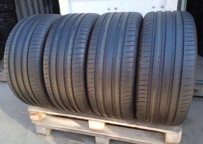 Michelin Pilot Sport 4 SUV 275/45 R20