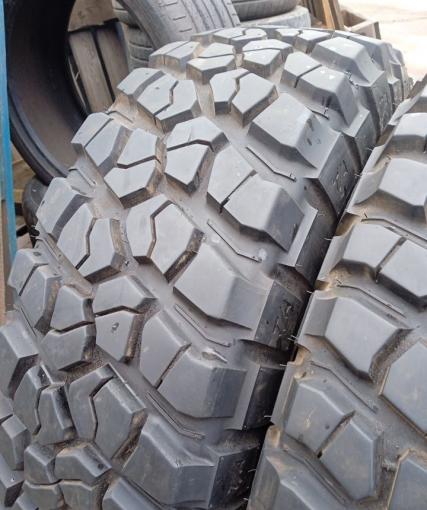 Bfgoodrich Mud-Terrain T/A KM2 255/75 R17