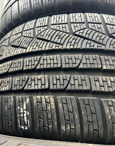 Pirelli Winter Sottozero 240 Serie II 255/40 R18