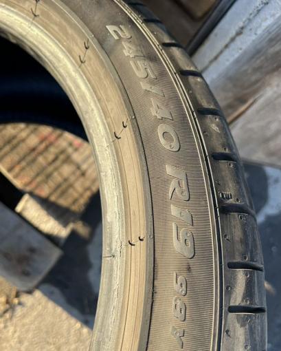 Pirelli P Zero PZ4 245/40 R19