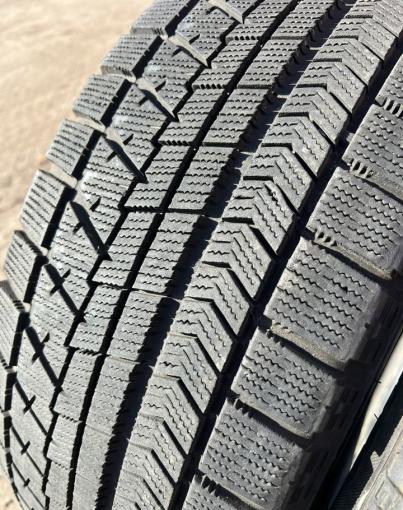 Bridgestone Blizzak VRX 225/55 R17