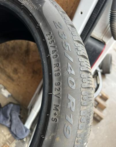 Pirelli Winter Sottozero 240 Serie II 235/40 R19