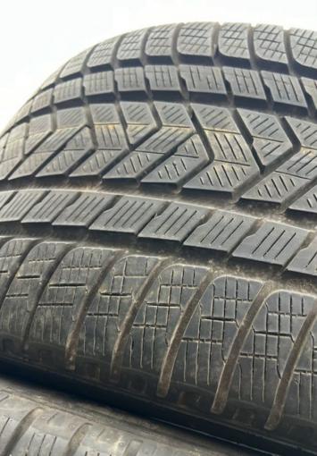 Pirelli Scorpion Winter 325/35 R22