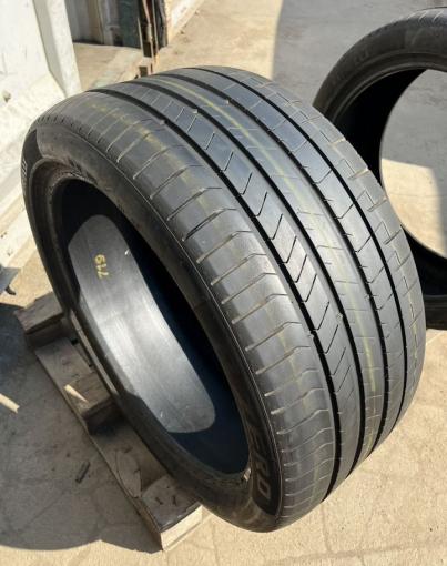 Pirelli P Zero PZ4 315/35 R22