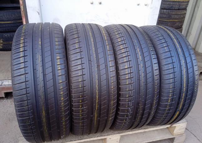 Michelin Pilot Sport 3 245/45 R19
