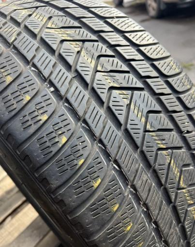 Pirelli Scorpion Winter 285/40 R22