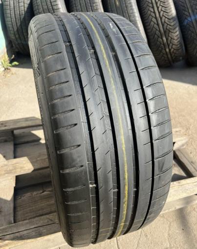 Michelin Pilot Sport 4 S 275/40 R22