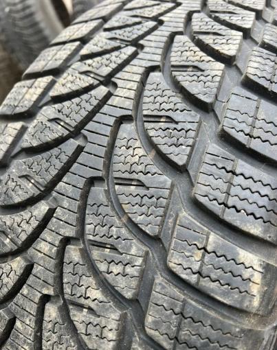 Bridgestone Blizzak LM-80 235/60 R18