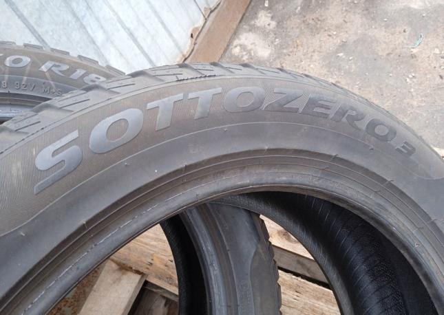 Pirelli Winter Sottozero 3 215/50 R18