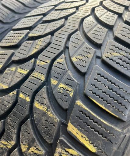 Bridgestone Blizzak LM-32 235/50 R18