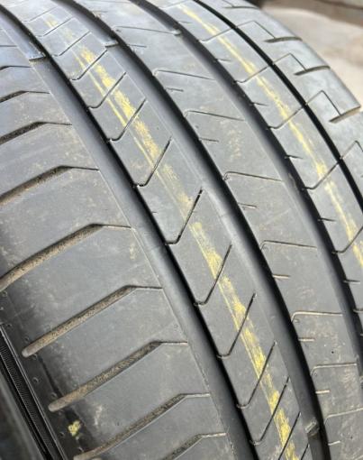 Pirelli P Zero PZ4 295/35 R20