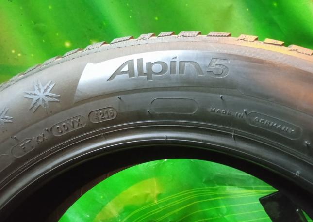 Michelin Alpin 5 215/60 R17