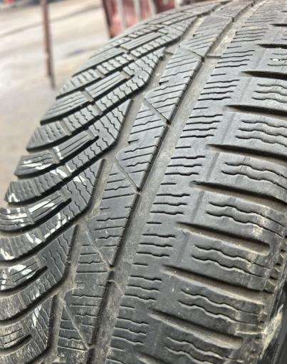 Michelin Pilot Alpin 4 215/45 R18