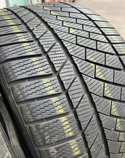 Continental ContiWinterContact TS 830 P 295/30 R20