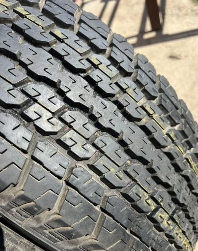 Bridgestone Dueler H/T 840 275/65 R17