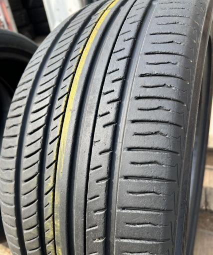 Yokohama Advan dB V552 245/45 R18