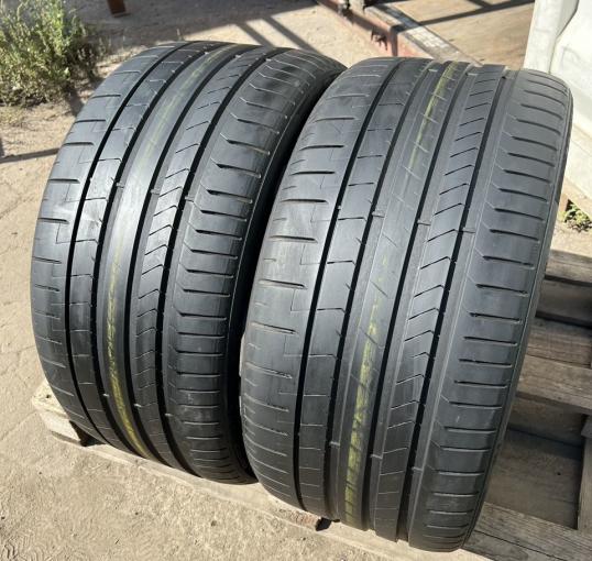 Pirelli P Zero PZ4 285/30 R21