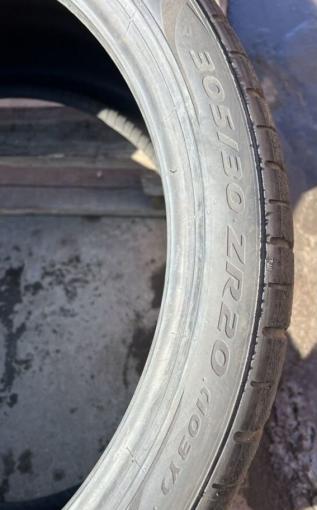 Pirelli P Zero PZ4 305/30 R20