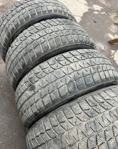 Bridgestone Blizzak WS-80 235/50 R19