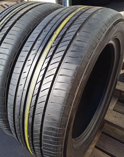 Yokohama Advan dB V552 225/55 R17