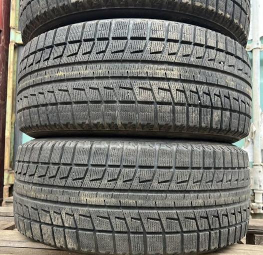 Bridgestone Blizzak RFT 255/50 R19