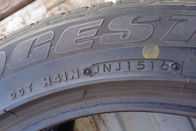 Bridgestone Potenza RE050A 225/50 R18