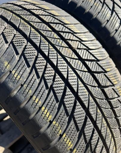 Bridgestone Blizzak LM-001 245/50 R19