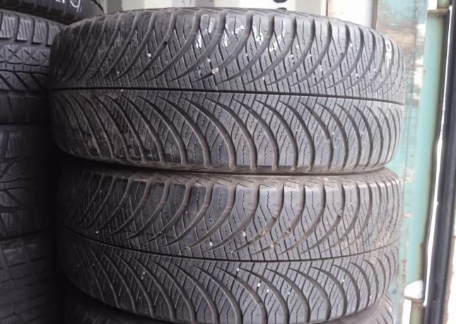 Goodyear Vector 4Seasons Gen-2 195/55 R16