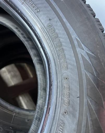 Bridgestone Blizzak VRX2 185/65 R15