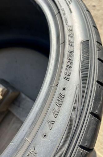Dunlop SP Sport Maxx 050+ 295/35 R21