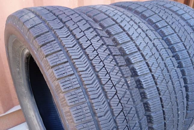 Bridgestone Blizzak VRX2 185/65 R15