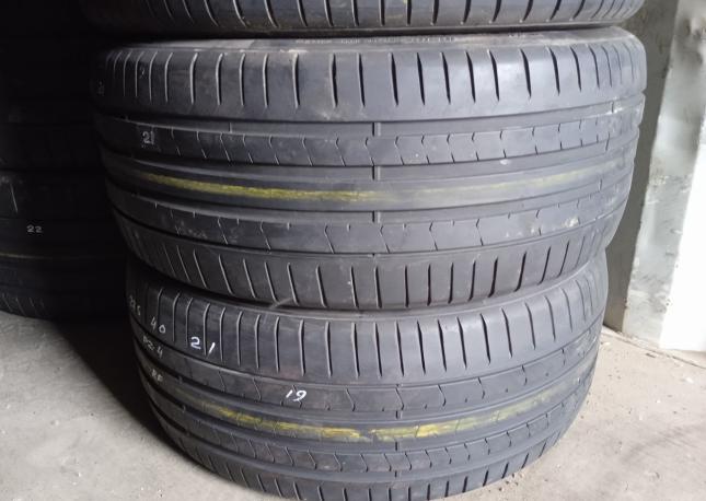 Pirelli P Zero PZ4 275/40 R21