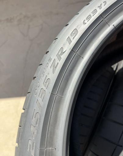 Pirelli P Zero Corsa 245/35 R19