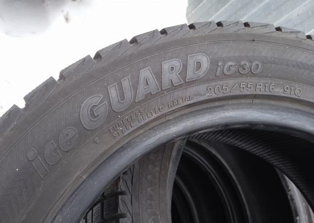 Yokohama Ice Guard IG30 205/55 R16