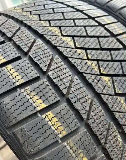 Continental ContiWinterContact TS 830 P 295/30 R20