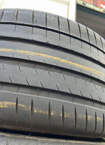 Michelin Pilot Sport 4 S 325/35 R22