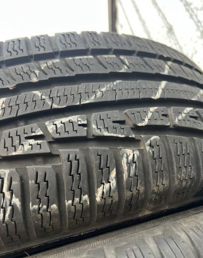 Nokian Tyres WR A3 235/60 R16