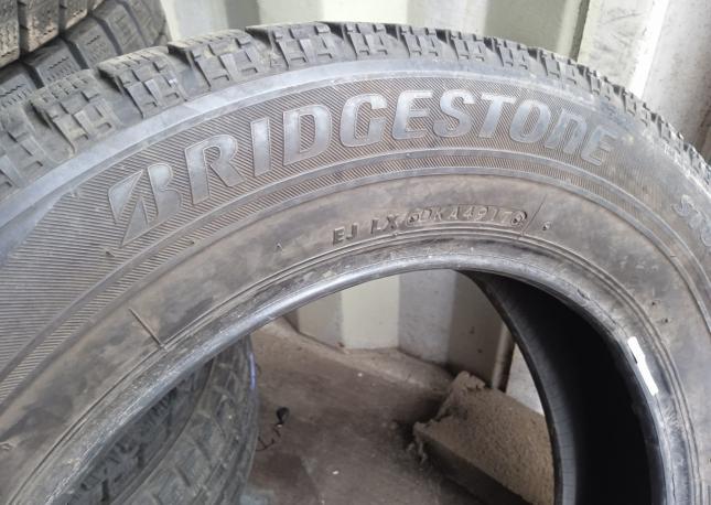 Bridgestone Blizzak VRX 185/65 R15