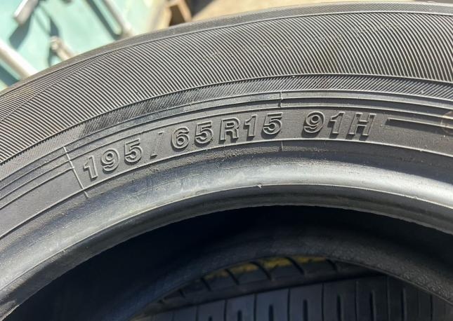 Yokohama BluEarth AE01 195/65 R15