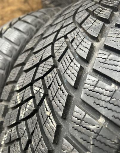 Goodyear UltraGrip Performance Gen-1 235/50 R18